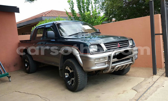 Buy Used Mitsubishi Colt Green Car in Maputsoe in Leribe Buy Used Mitsubishi Colt Green Car in Maputsoe in Leribe