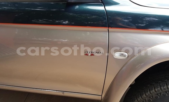 Buy Used Mitsubishi Colt Green Car in Maputsoe in Leribe Buy Used Mitsubishi Colt Green Car in Maputsoe in Leribe