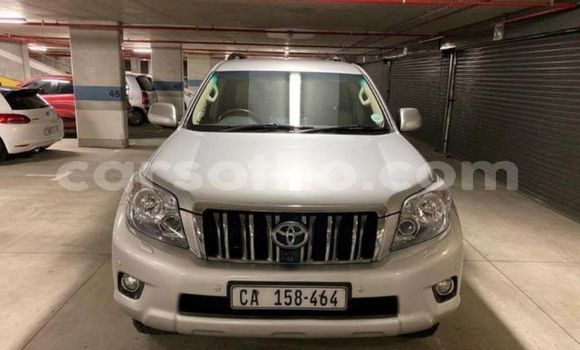 Sayi Na hannu Toyota Prado Silver Mota in Maseru a Maseru Sayi Na hannu Toyota Prado Silver Mota in Maseru a Maseru