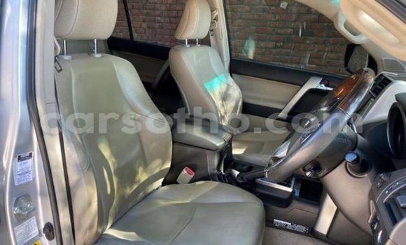Sayi Na hannu Toyota Prado Silver Mota in Maseru a Maseru Sayi Na hannu Toyota Prado Silver Mota in Maseru a Maseru