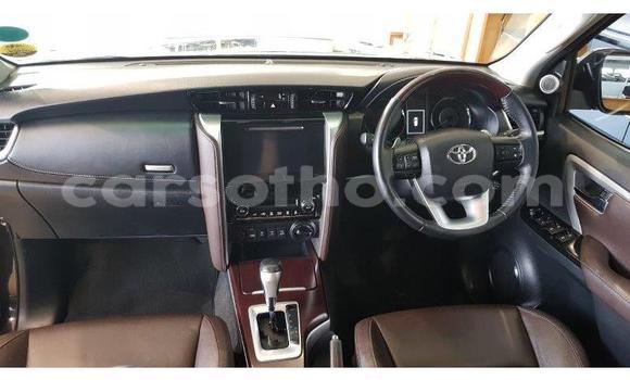 Sayi Na hannu Toyota Fortuner Black Mota in Hlotse a Leribe Sayi Na hannu Toyota Fortuner Black Mota in Hlotse a Leribe
