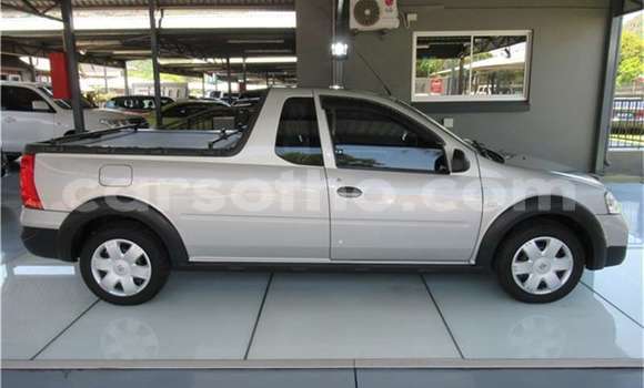 Buy Used Nissan NP 300 Brown Car in Maseru in Maseru Buy Used Nissan NP 300 Brown Car in Maseru in Maseru