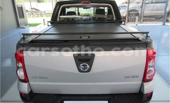 Buy Used Nissan NP 300 Brown Car in Maseru in Maseru Buy Used Nissan NP 300 Brown Car in Maseru in Maseru