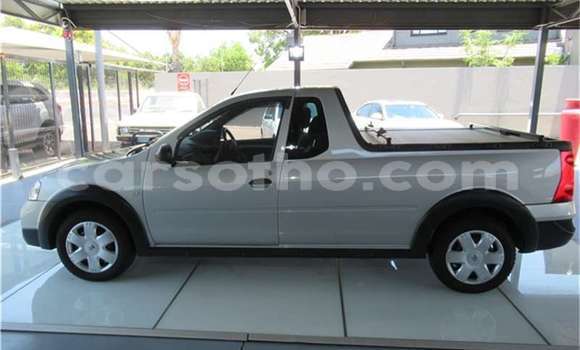 Buy Used Nissan NP 300 Brown Car in Maseru in Maseru Buy Used Nissan NP 300 Brown Car in Maseru in Maseru