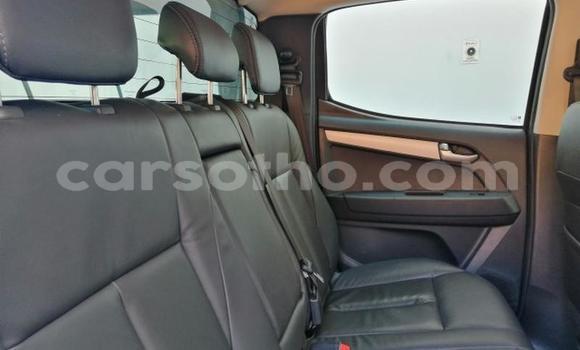 Sayi Na hannu Isuzu KB White Mota in Maseru a Maseru Sayi Na hannu Isuzu KB White Mota in Maseru a Maseru