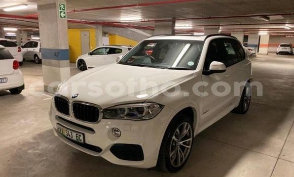 Acheter Occasion Voiture BMW X5 Blanc à Maseru, Maseru Acheter Occasion Voiture BMW X5 Blanc à Maseru, Maseru