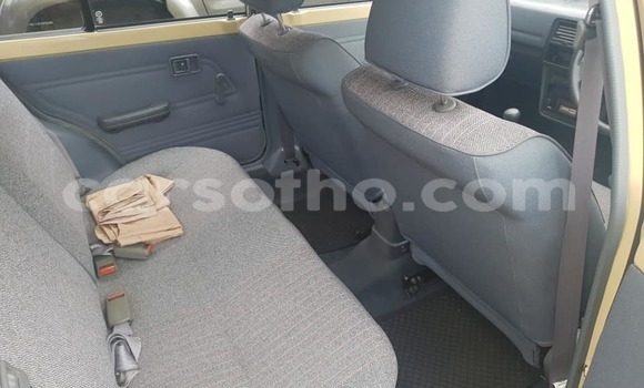 Sayi Na hannu Mazda 323 Other Mota in Maseru a Maseru Sayi Na hannu Mazda 323 Other Mota in Maseru a Maseru