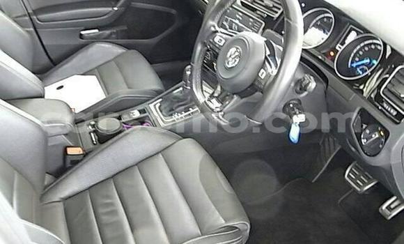 Sayi Na hannu Volkswagen Golf R White Mota in Maseru a Maseru Sayi Na hannu Volkswagen Golf R White Mota in Maseru a Maseru