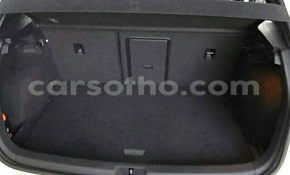 Sayi Na hannu Volkswagen Golf R White Mota in Maseru a Maseru Sayi Na hannu Volkswagen Golf R White Mota in Maseru a Maseru