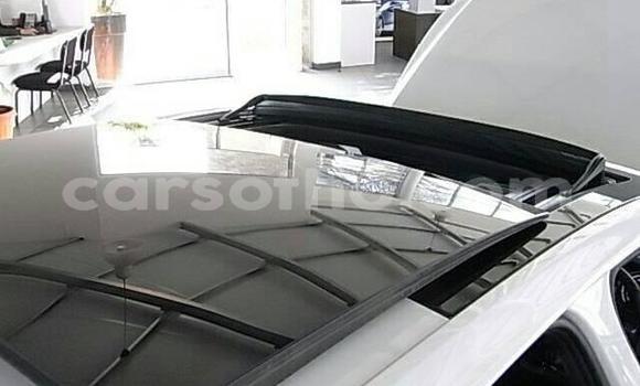 Sayi Na hannu Volkswagen Golf R White Mota in Maseru a Maseru Sayi Na hannu Volkswagen Golf R White Mota in Maseru a Maseru