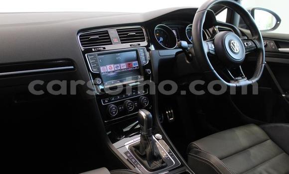 Sayi Na hannu Volkswagen Golf R Blue Mota in Hlotse a Leribe Sayi Na hannu Volkswagen Golf R Blue Mota in Hlotse a Leribe