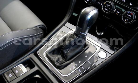 Sayi Na hannu Volkswagen Golf R Blue Mota in Hlotse a Leribe Sayi Na hannu Volkswagen Golf R Blue Mota in Hlotse a Leribe