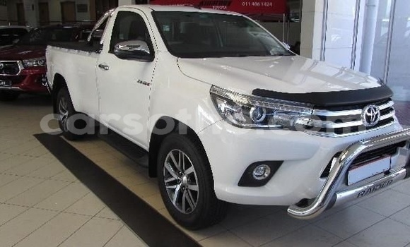 Buy Used Toyota Hilux Green Car in Maseru in Maseru Buy Used Toyota Hilux Green Car in Maseru in Maseru