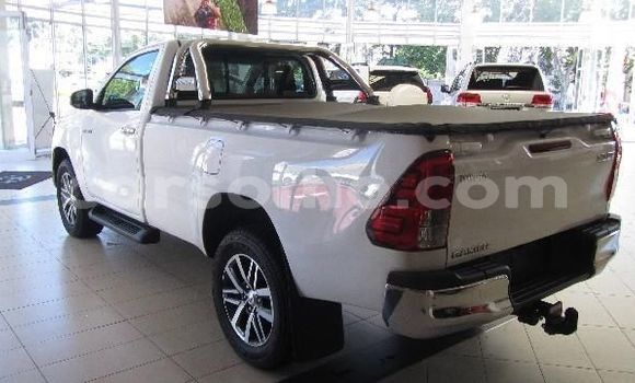 Buy Used Toyota Hilux Green Car in Maseru in Maseru Buy Used Toyota Hilux Green Car in Maseru in Maseru