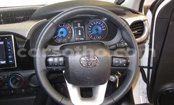 Buy Used Toyota Hilux Green Car in Maseru in Maseru Buy Used Toyota Hilux Green Car in Maseru in Maseru