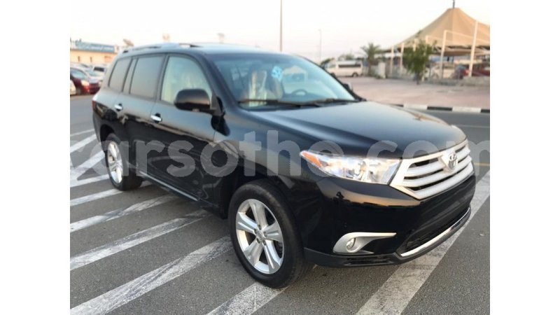 Big with watermark toyota highlander maseru import dubai 14840