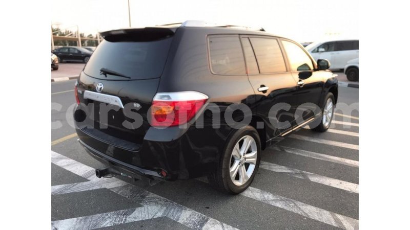 Big with watermark toyota highlander maseru import dubai 14840