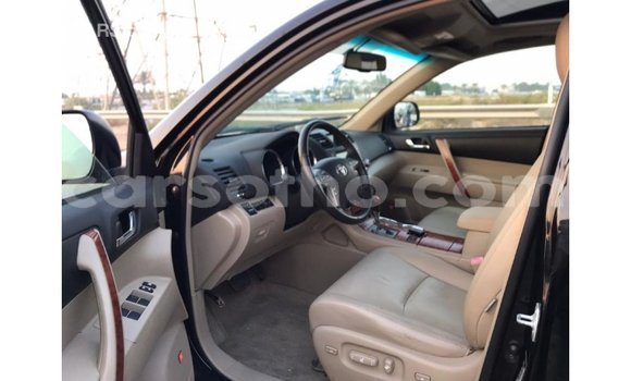 Buy Import Toyota Highlander Black Car in Import - Dubai in Maseru Buy Import Toyota Highlander Black Car in Import - Dubai in Maseru