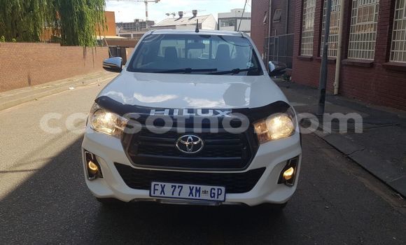 Buy Used Toyota Hilux White Car in Maseru in Maseru Buy Used Toyota Hilux White Car in Maseru in Maseru