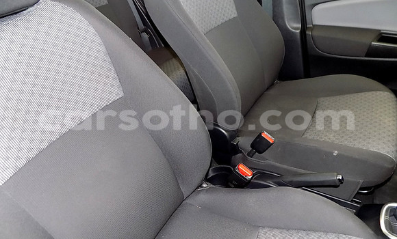 اشتري مستعمل Toyota Yaris White سيارة في Mafeteng في Mafeteng اشتري مستعمل Toyota Yaris White سيارة في Mafeteng في Mafeteng