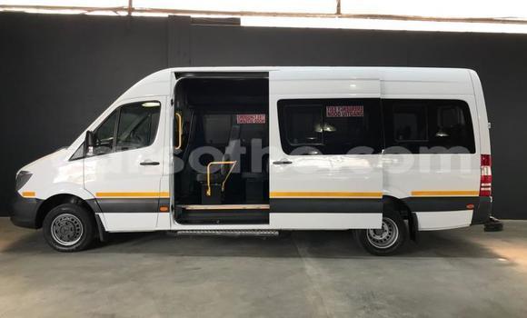Acheter Occasion Utilitaire Mercedes‒Benz Sprinter Blanc à Butha Buthe, Butha-Buthe Acheter Occasion Utilitaire Mercedes‒Benz Sprinter Blanc à Butha Buthe, Butha-Buthe