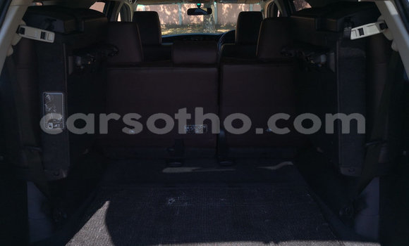 Acheter Occasion Voiture Toyota Fortuner Blanc à Butha–Buthe, Thaba-Tseka Acheter Occasion Voiture Toyota Fortuner Blanc à Butha–Buthe, Thaba-Tseka