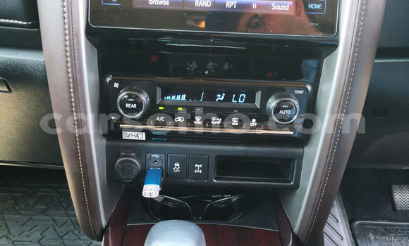 Acheter Occasion Voiture Toyota Fortuner Blanc à Butha–Buthe, Thaba-Tseka Acheter Occasion Voiture Toyota Fortuner Blanc à Butha–Buthe, Thaba-Tseka