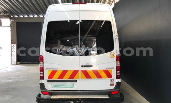 Acheter Occasion Utilitaire Mercedes‒Benz Sprinter Blanc à Butha Buthe, Butha-Buthe Acheter Occasion Utilitaire Mercedes‒Benz Sprinter Blanc à Butha Buthe, Butha-Buthe