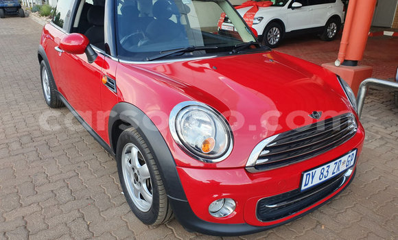 Sayi Na hannu Mini Cooper Red Mota in Butha–Buthe a Thaba-Tseka Sayi Na hannu Mini Cooper Red Mota in Butha–Buthe a Thaba-Tseka