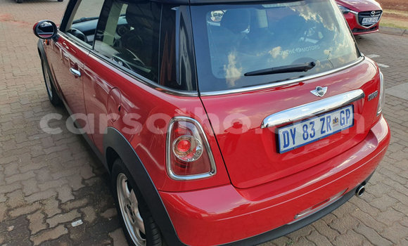 Sayi Na hannu Mini Cooper Red Mota in Butha–Buthe a Thaba-Tseka Sayi Na hannu Mini Cooper Red Mota in Butha–Buthe a Thaba-Tseka