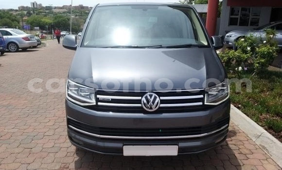 Sayi Na hannu Volkswagen Caravelle Black Mota in Hlotse a Leribe Sayi Na hannu Volkswagen Caravelle Black Mota in Hlotse a Leribe