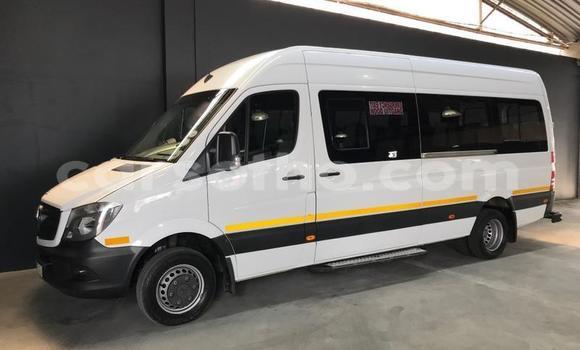 Acheter Occasion Utilitaire Mercedes‒Benz Sprinter Blanc à Butha Buthe, Butha-Buthe Acheter Occasion Utilitaire Mercedes‒Benz Sprinter Blanc à Butha Buthe, Butha-Buthe
