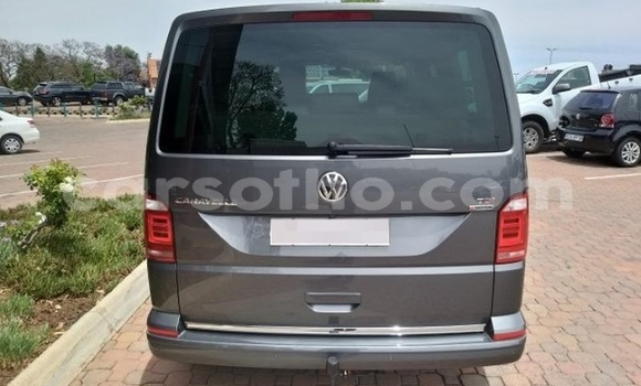 Sayi Na hannu Volkswagen Caravelle Black Mota in Hlotse a Leribe Sayi Na hannu Volkswagen Caravelle Black Mota in Hlotse a Leribe