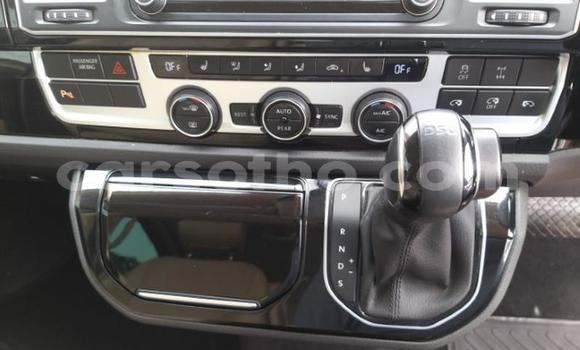 Sayi Na hannu Volkswagen Caravelle Black Mota in Hlotse a Leribe Sayi Na hannu Volkswagen Caravelle Black Mota in Hlotse a Leribe