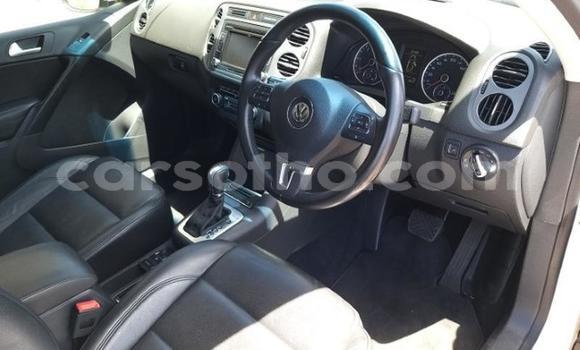 Sayi Na hannu Volkswagen Tiguan White Mota in Hlotse a Leribe Sayi Na hannu Volkswagen Tiguan White Mota in Hlotse a Leribe