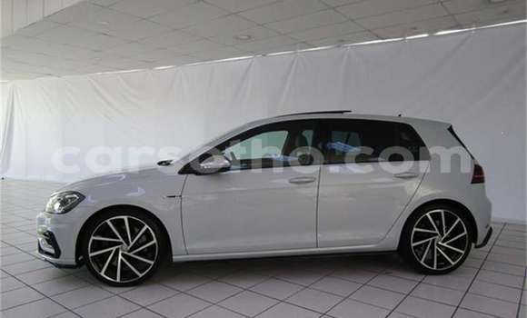 Acheter Occasion Voiture Volkswagen Golf R Vert à Maseru, Maseru Acheter Occasion Voiture Volkswagen Golf R Vert à Maseru, Maseru