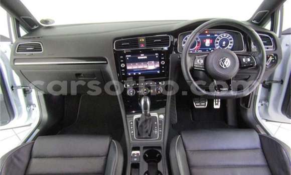 Acheter Occasion Voiture Volkswagen Golf R Vert à Maseru, Maseru Acheter Occasion Voiture Volkswagen Golf R Vert à Maseru, Maseru