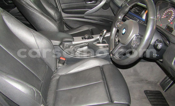 Acheter Occasion Voiture BMW 3–Series Vert à Maseru, Maseru Acheter Occasion Voiture BMW 3–Series Vert à Maseru, Maseru