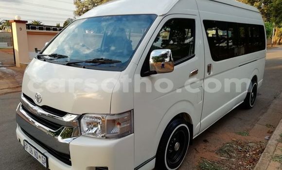 Buy Used Toyota Aqua White Car in Maputsoa in Leribe Buy Used Toyota Aqua White Car in Maputsoa in Leribe