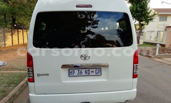 Buy Used Toyota Aqua White Car in Maputsoa in Leribe Buy Used Toyota Aqua White Car in Maputsoa in Leribe