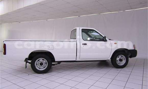 Acheter Occasion Voiture Nissan NP 300 Vert à Maseru, Maseru Acheter Occasion Voiture Nissan NP 300 Vert à Maseru, Maseru