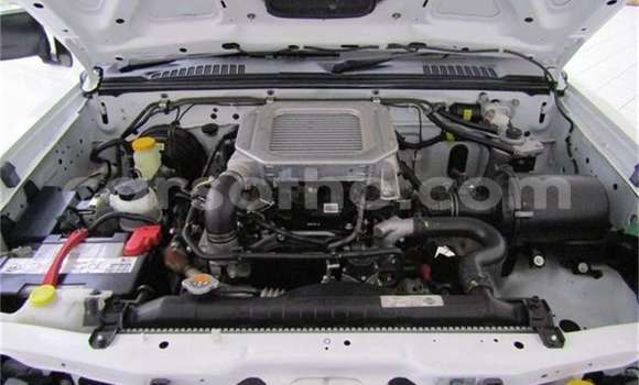 Acheter Occasion Voiture Nissan NP 300 Vert à Maseru, Maseru Acheter Occasion Voiture Nissan NP 300 Vert à Maseru, Maseru