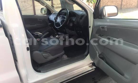 Buy Used Toyota Hilux White Car in Maseru in Maseru Buy Used Toyota Hilux White Car in Maseru in Maseru