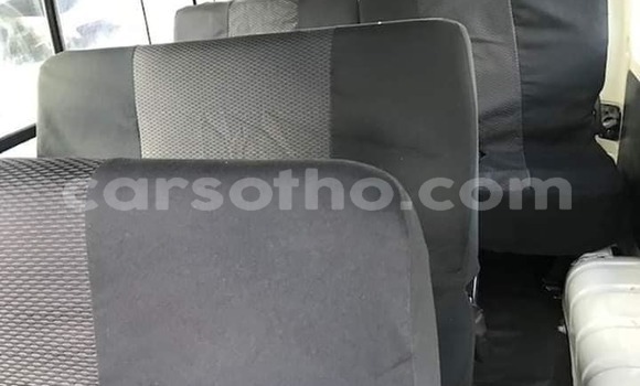 Sayi Na hannu Toyota Aqua White Mota in Maseru a Maseru Sayi Na hannu Toyota Aqua White Mota in Maseru a Maseru