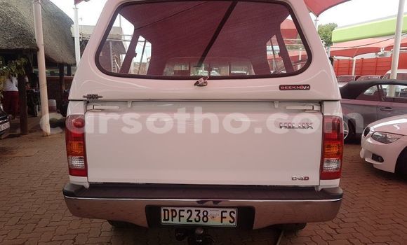 اشتري مستعمل Toyota Hilux White سيارة في Maseru في Maseru اشتري مستعمل Toyota Hilux White سيارة في Maseru في Maseru
