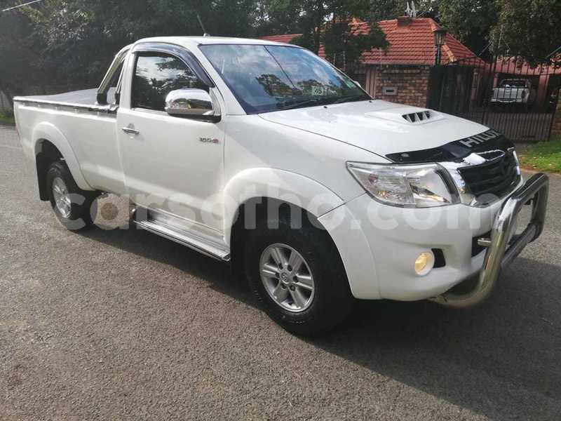 Big with watermark toyota hilux leribe hlotse 14891