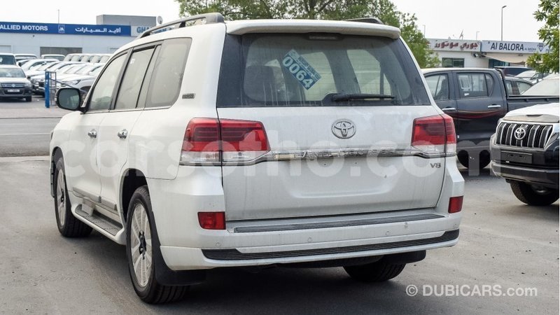 Big with watermark toyota land cruiser maseru import dubai 14894