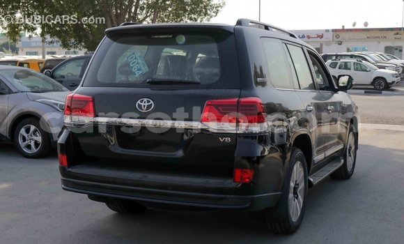 اشتري Imported Toyota Land Cruiser Black سيارة في Import - Dubai في Maseru اشتري Imported Toyota Land Cruiser Black سيارة في Import - Dubai في Maseru