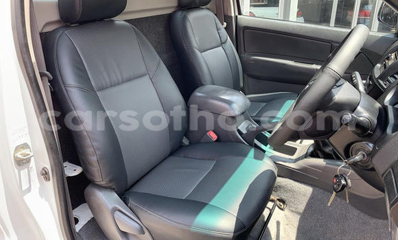 Acheter Occasion Voiture Toyota Hilux Blanc à Butha Buthe, Butha-Buthe Acheter Occasion Voiture Toyota Hilux Blanc à Butha Buthe, Butha-Buthe