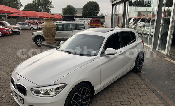 Acheter Occasion Voiture BMW 1–Series Blanc à Butha Buthe, Butha-Buthe Acheter Occasion Voiture BMW 1–Series Blanc à Butha Buthe, Butha-Buthe
